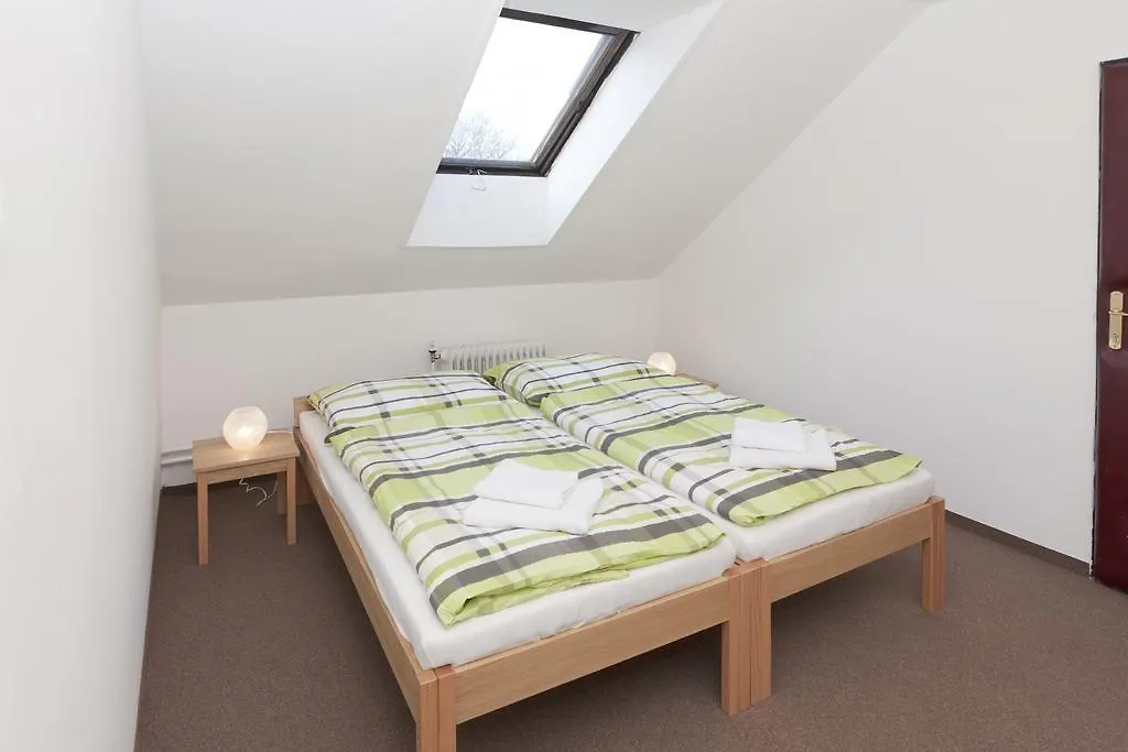 Oneman Hostel Prague Guest house